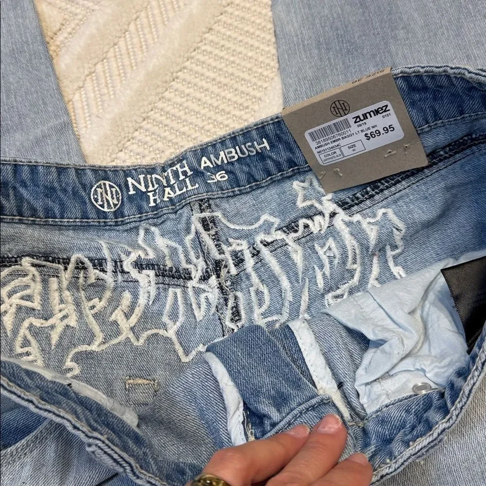 Zumiez brand new